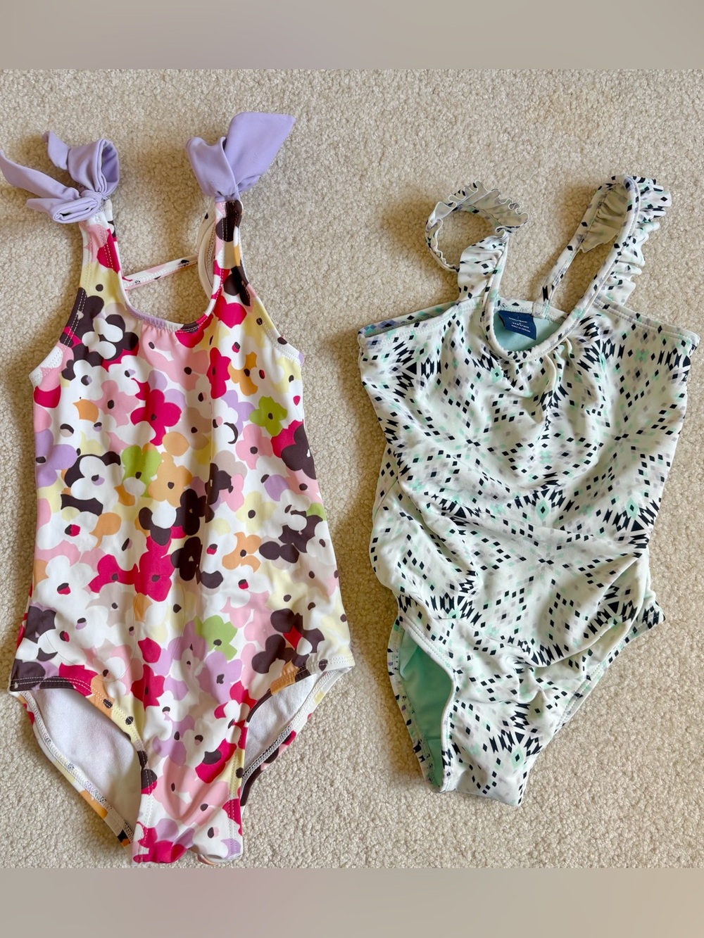 Gymboree Girls Size 3T Floral Swim Set